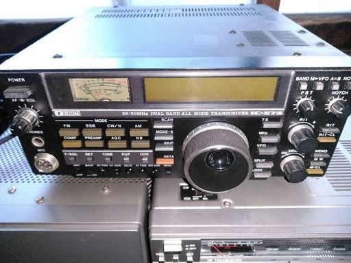 28＆50MHz50Wアマチュア無線機