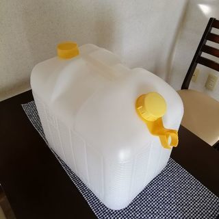 ウオータータンク20L