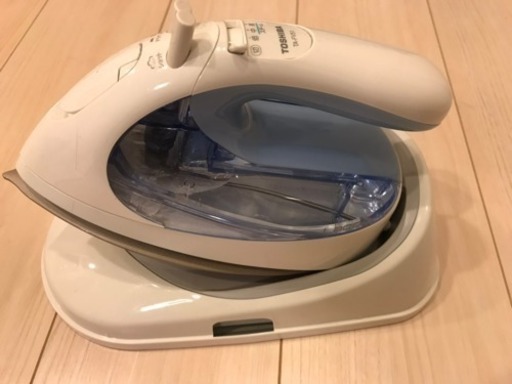 TOSHIBAアイロン 3/30までに取りに来ていただける方限定