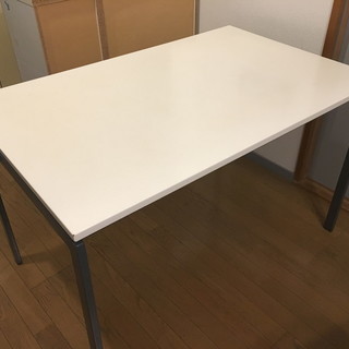 【無料】IKEA イケア ダイニングテーブル 作業台に！