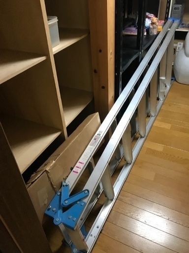 コーナンで一番背の高い脚立脚立