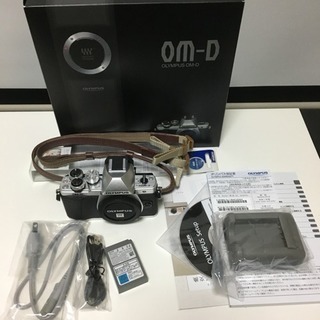 オリンパス E-M10 markⅡ シルバー（ボディ）