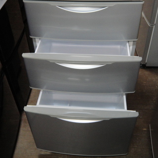 サンヨー　４ドア冷凍冷蔵庫　３５５L