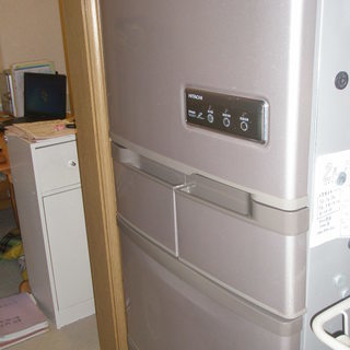 冷蔵庫（日立、415L、2008年）