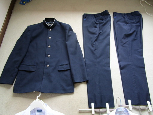 愛知県立一宮興道高校 男子 学生服 上下３点セット および カッターシャツ夏冬２点