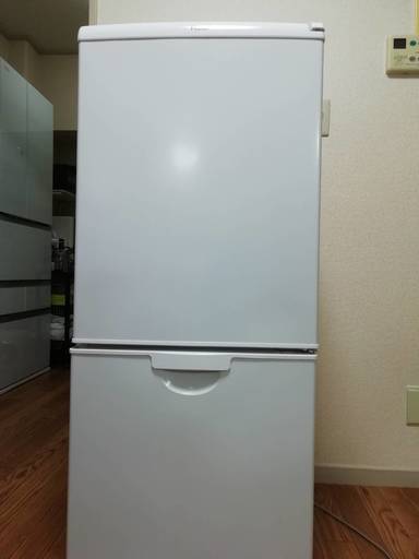 冷蔵庫＜138L、2016年購入、ハイアール、JR-NF140L＞　※ベッドとセットで1万円