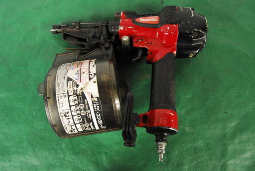 8370 makita マキタ 高圧エア釘打ち機 AN911H 動作OK　アントレ