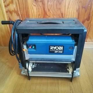 リョービ(RYOBI) 自動カンナ AP-10N 670233A(中古品) - 家庭用品