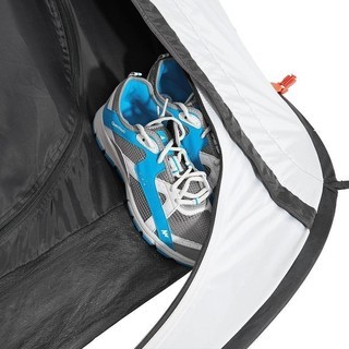 ★テント 3人用 フランス レアアウトドアブランド  かんたん2秒で設営　遮光・遮熱 ポップアップ テント