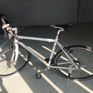 取引済  自転車 ヘルメット、キー、ライト付き