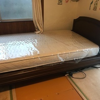 介護（？）ベッド 電動調整