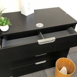 【値下げ】オフィス 書類棚  社長室  鍵付き 大容量