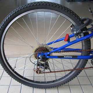 26インチ MTB 自転車 AQUILA 18段切替 ブルー