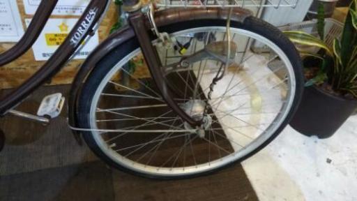 中古自転車2695 前後タイヤ新品！ 26インチ 3段ギヤ LED