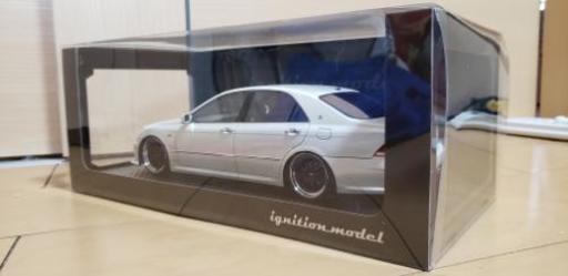 ignition model(イグニッションモデル) 1/18 トヨタ クラウン