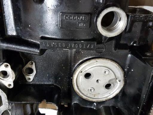 Z系エンジンの腰下 クランクケース