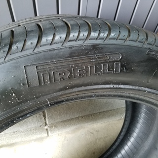 【希少】フェラーリ Ferrari 純正 タイヤ 19インチ PZERO ROSSO 2本セット 285/40 ZR19 PIRELLI ZR規格