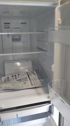 SHARP　冷凍冷蔵庫　２ドアタイプ　２０１５年　美品！