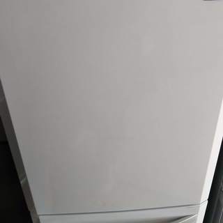 冷凍冷蔵庫　２ドアタイプ　２０１４年　１３８L　Haier