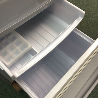 配達無料地域あり＊極美品＊SHARP 2018年製＊人気のつけかえどっちも扉＊激安♪