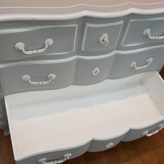 青山kino(アオヤマ キノ)　グスタビアン　カントリー3段チェスト 