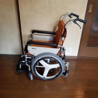 リラクターン　車椅子　自走式