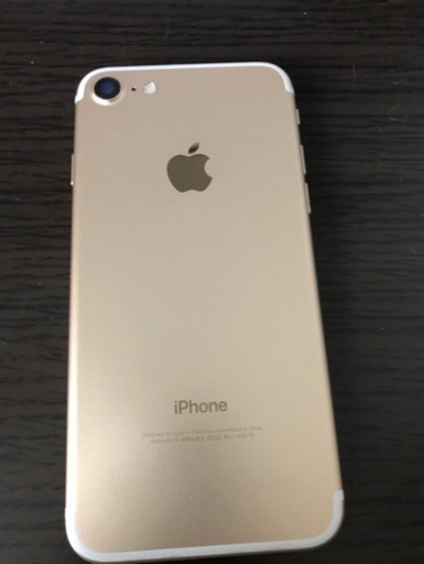 SIMフリー iPhone7 128gb ゴールド