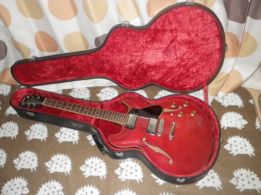 YAMAHA SA 700 エレキ・ギター YAMAHA SA700 Super Axe セミ