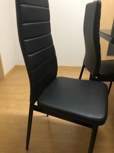 ガラス 4人掛けダイニングテーブル