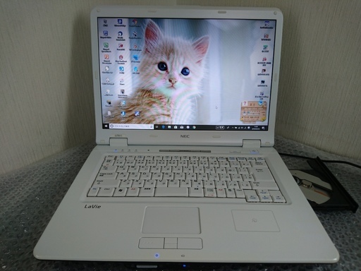 【取引中】綺麗なホワイト NEC  LaVie 320GB　4GB　アプリも豊富