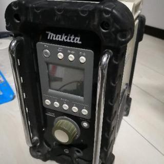 マキタ　現場ラジオ　MR100 makita