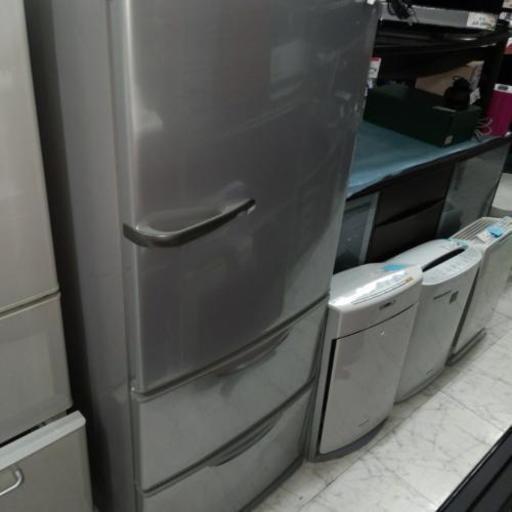 ハイアールAQUA　ノンフロン冷凍冷蔵庫　型AQR-271C