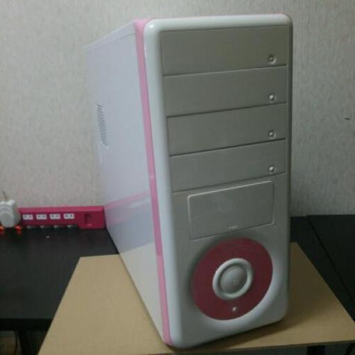 週末限定割引　　カワイイケースのゲーミングパソコン