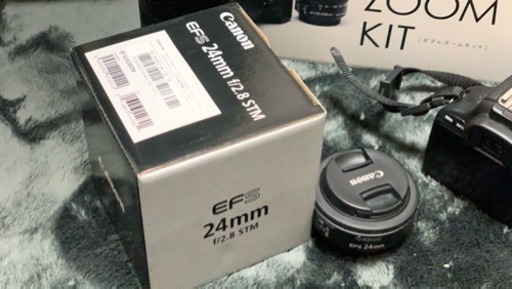 すずCanon EOSkiss x7 6点セット一眼レフ　単焦点レンズ付き 単焦点つきCanon eoskiss X7 ダブルズームキット すずCanon EOSkiss x7