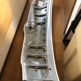 ハイエース　新車外し　ライトイエロー純正ボンネット！ ハイエースバンのライトイエロー599・ハイエースバン