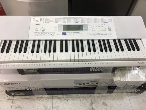 【安心の６ヶ月保証】CASIO　LK-222　未使用のベンチ、スタンド付【トレファク越谷店】