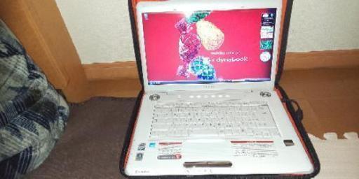 東芝 dynabook 16型ワイド液晶 white美品