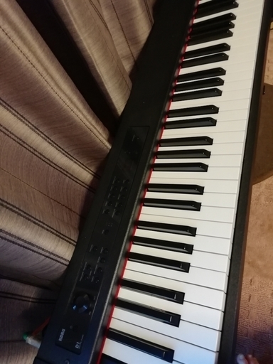 korg電子ピアノD1