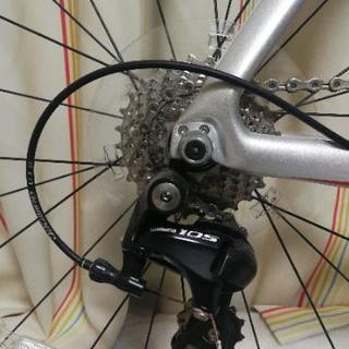 ほぼ新品ロードバイク