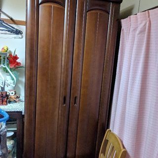 タンス他、まだ片付けが終わってません。