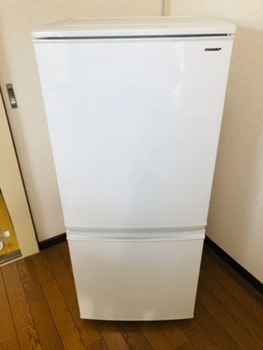 最終値下げ シャープ 冷蔵庫 使用期間1年未満 2018年製