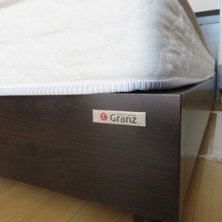 ダブルサイズベッド　ニトリマットレス付　引取り限定