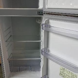 シャープ冷凍冷蔵庫お売りします。