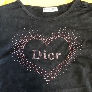DiorのTシャツです。