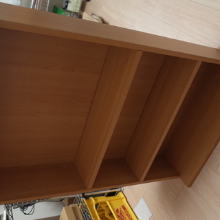 木製の本棚60cmx93cm