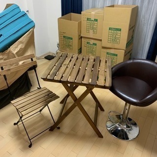IKEAの折りたたみ机・椅子