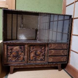 【終了】　鎌倉彫り　アンティーク茶箪笥