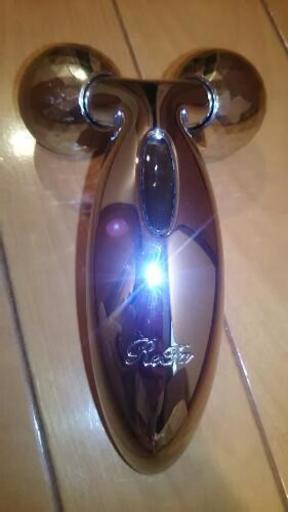 美顔器 ReFa