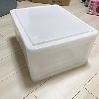 収納ケース、差し上げます。