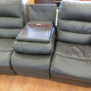 電動リクライニング3人掛けソファー ニトリ (上尾店) - 家具